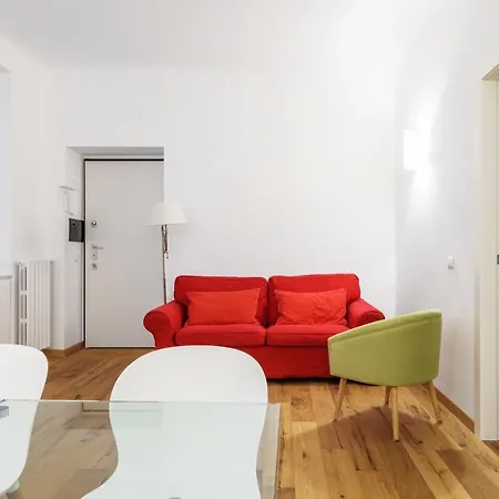 Corso Di Porta Romana * Milan