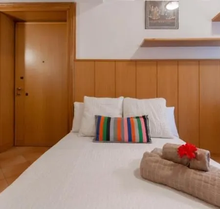 Alessia's Flat- Loreto 2 Apartment Milan