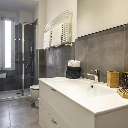 Apartment Maciachini R&r