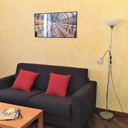 Meta Italy Da Clara Daire *