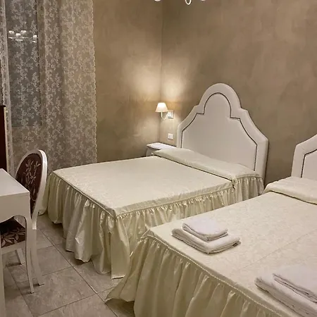 Boutique Calais - Washington * Milan