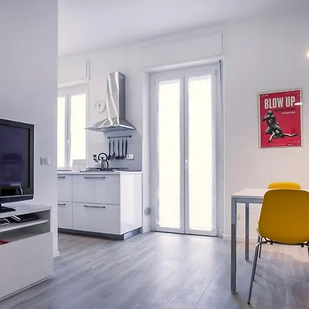 Italianway - Mac Mahon 79 Apartment Milan
