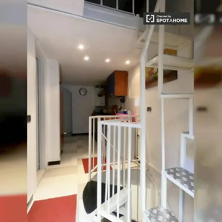 In Private Basement In Shared * Mailand