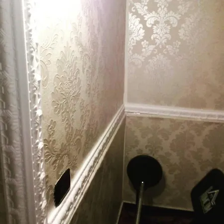 Gasthof In Private Basement In Shared *