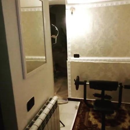Gasthof In Private Basement In Shared Mailand