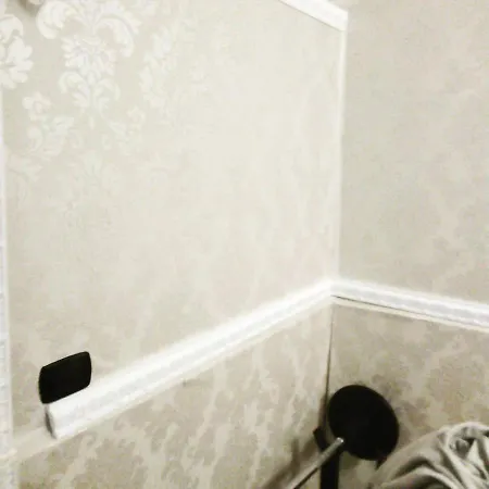 In Private Basement In Shared Penzion *