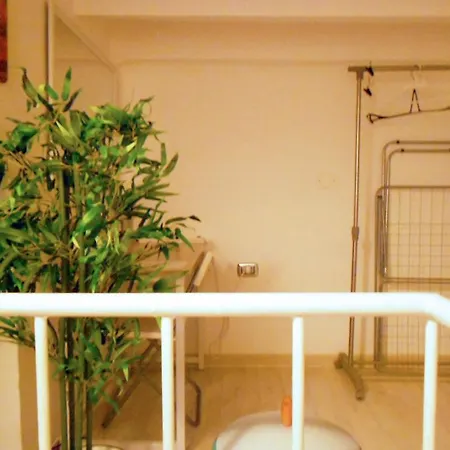 Cozy Private Mezzanine In Shared Guest house *