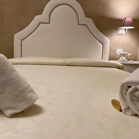 Hotel Boutique Calais Milano *