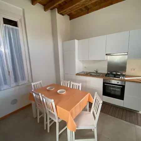 Novi Homes *