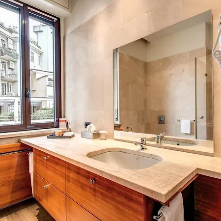 Apartment Santa Tecla Milan