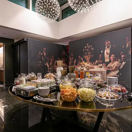 Scala 4* Milaan