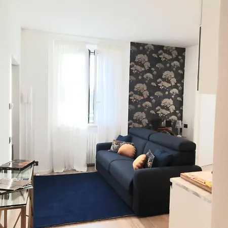 Madeleine - Arco Della Pace