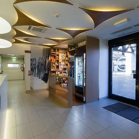 酒店 米兰赛尼斯加里波第酒店 米兰