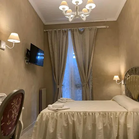 Boutique Calais - Washington Milan