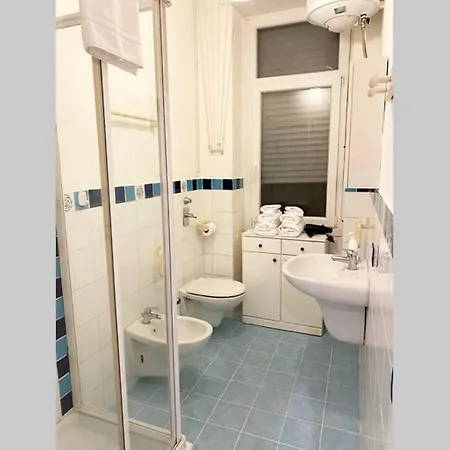 Apartment Living - Corso Garibaldi 64 *