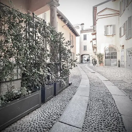 Suitelowcost Ticinese Navigli Milan