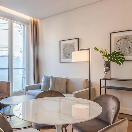B'house Deluxe - Piazza Affari M1 Cordusio ミラノ