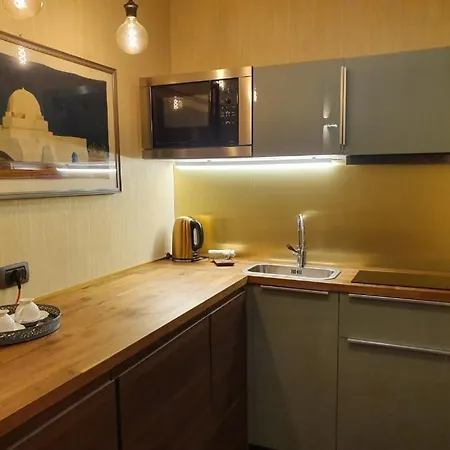Apartament Guesthero - Cozy Near Porta Venezia