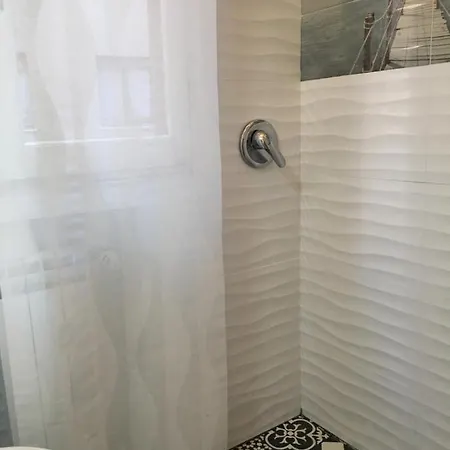 Modern Flat In City Apartman Milánó