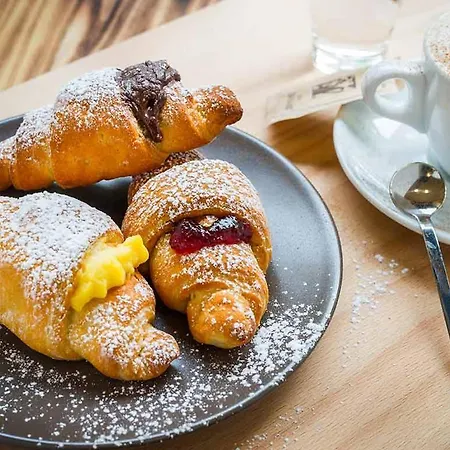 Tricolore Place فندق مبيت وإفطار ميلان