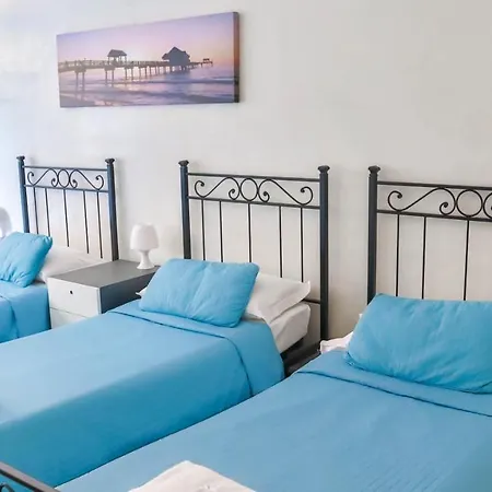 I Am Here - Gioia66 Guest house 2*