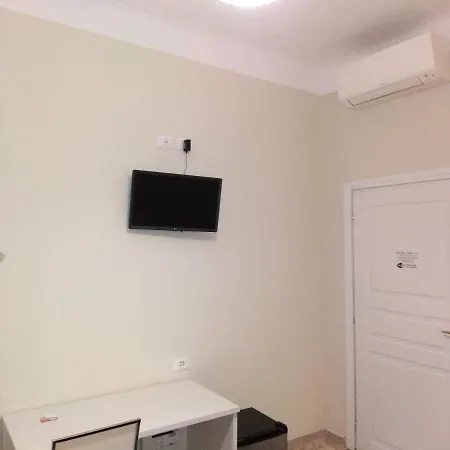 Emmy Hotel Milán