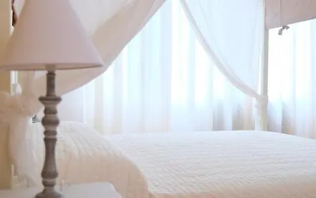 Hostmate - - Vespri Siciliani ميلان