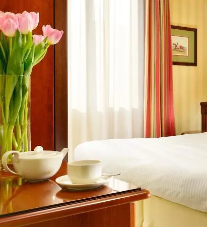 Hotel Unaway And Linea Uno Milano