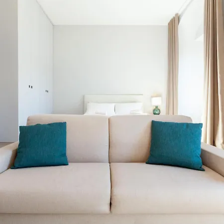 Easyhomes-duomo & Apartment Milan