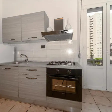 Charming Flat דירה מילאנו