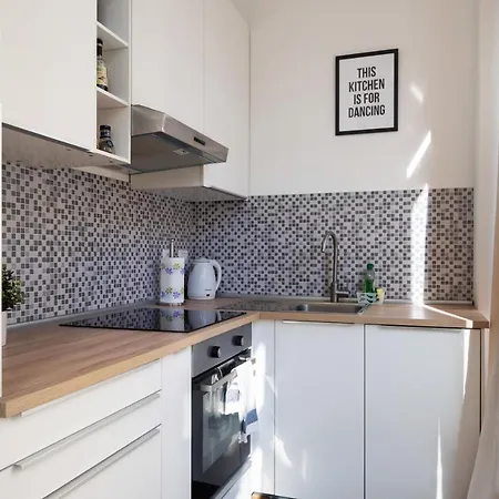 Apartment Brand New Apt In The Heart Of Citta Studi *