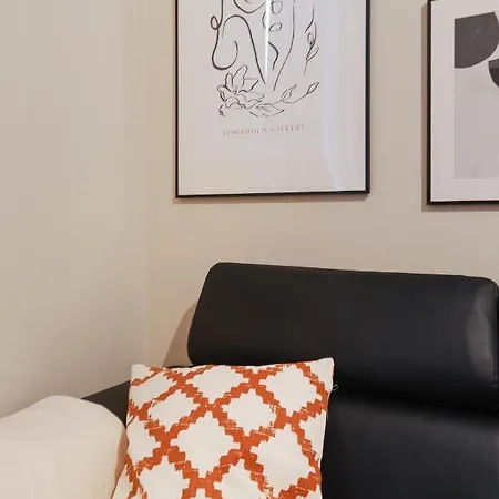 New & Cozy In Porta Romana Apartment