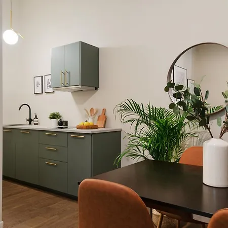 New & Cozy In Porta Romana Apartment *