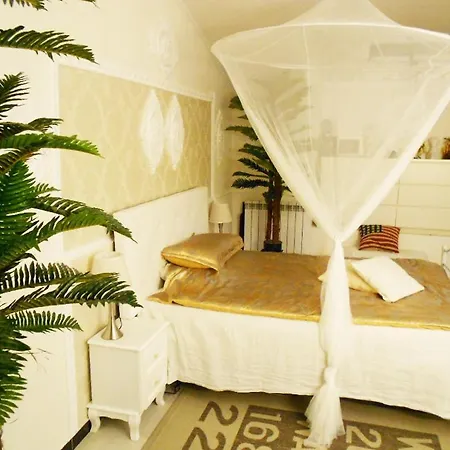 In Private Basement In Shared * Mailand