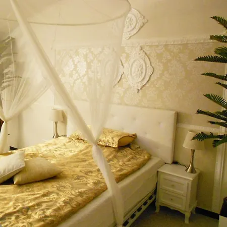 Gasthof In Private Basement In Shared *