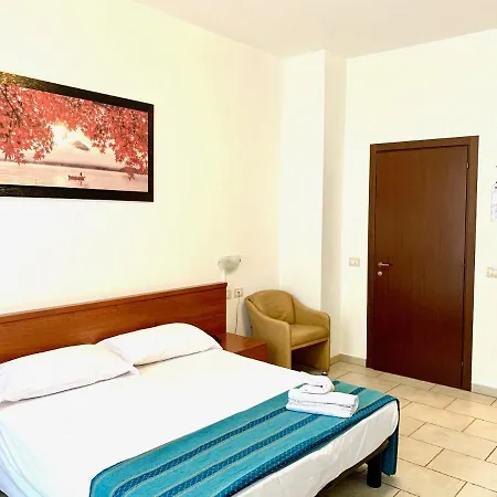 Hotell Alessander 2*