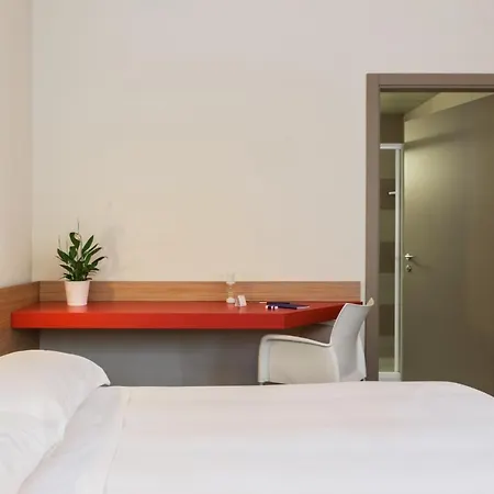 Hotel apartamentowy Osoppo Mediolan