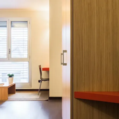Hotel apartamentowy Osoppo Mediolan