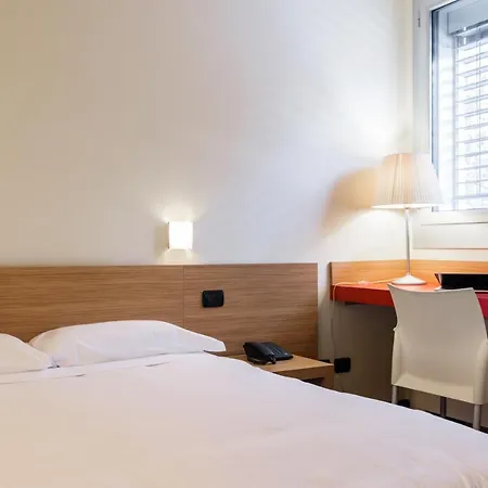 Osoppo Aparthotel Milán
