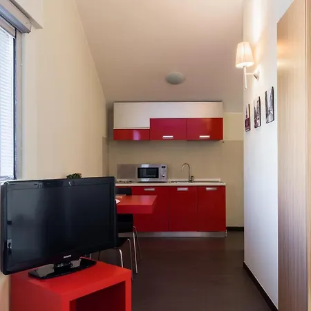 Hotel apartamentowy Osoppo Mediolan