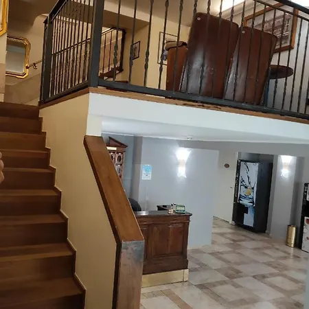 Otel La Vignetta *
