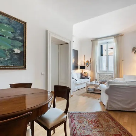 Refined And Classic In Cadorna Mailand