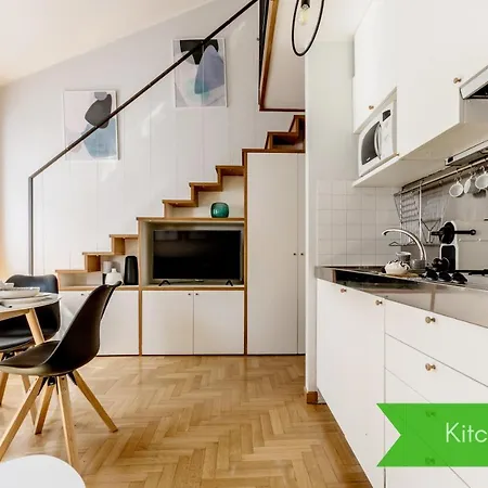 Modern Simplicity In Centre Апартаменты Милан