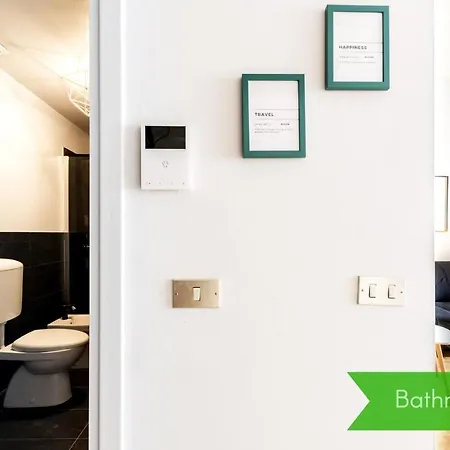 Modern Simplicity In Centre Апартаменты *