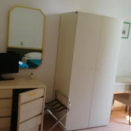 ガンバラ ホテル *