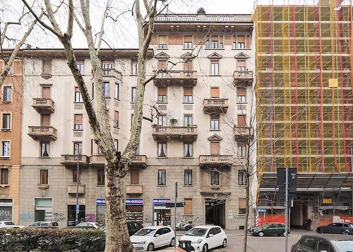 Contempora - Piazza Grandi 3 Milão