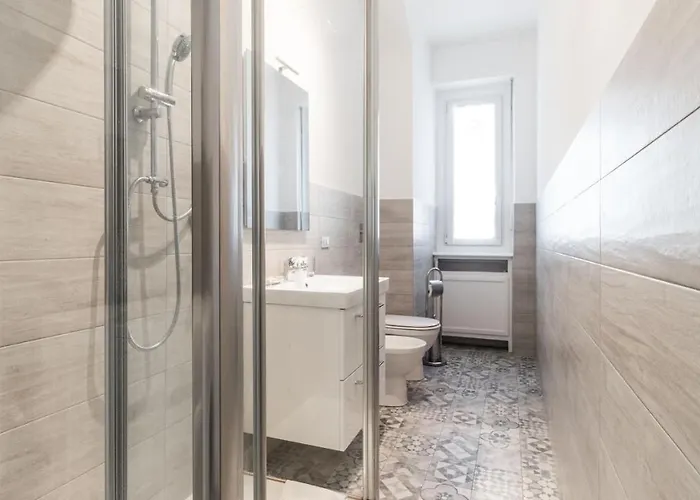 Italianway Easy - Sacconi 2 Milán