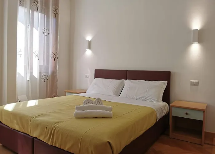 Pergolesi Apartment Milan