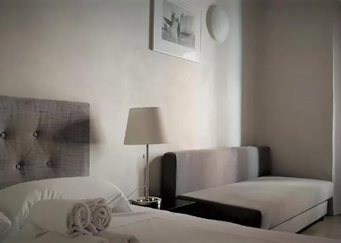 Dhomes - And Appartement