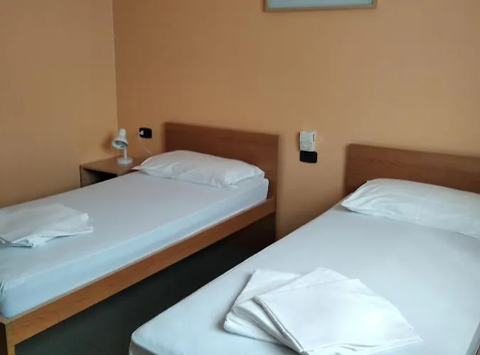 La Cordata - Zumbini 6 Lejlighedshotel Milano